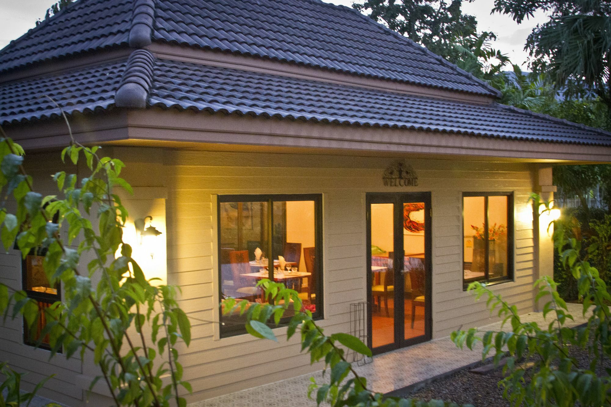 Calvary Home Mae Rim Eksteriør bilde